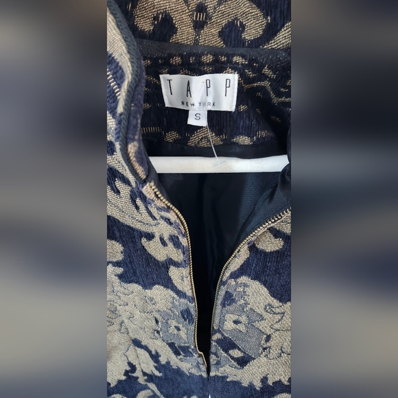 NWOT TAPP New York Vintage Rare Lion King Embroided Jacket Size S, 4 Black Gold - Picture 4 of 6